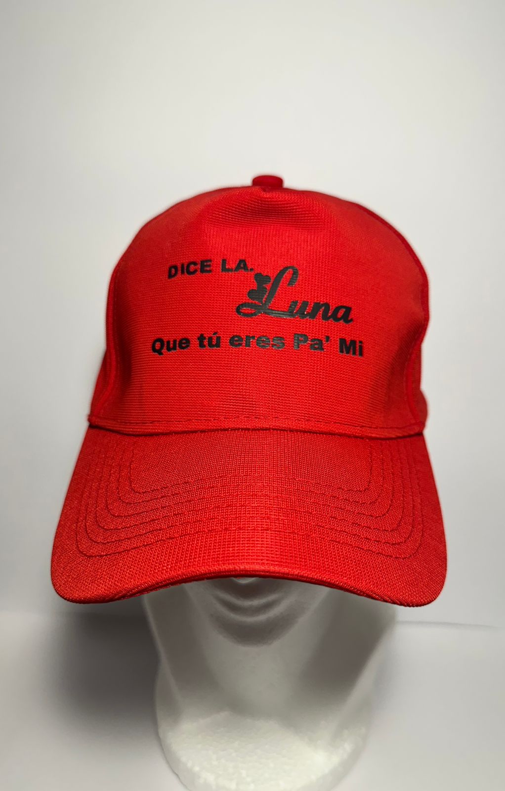 Gorra Premium Luna Roja
